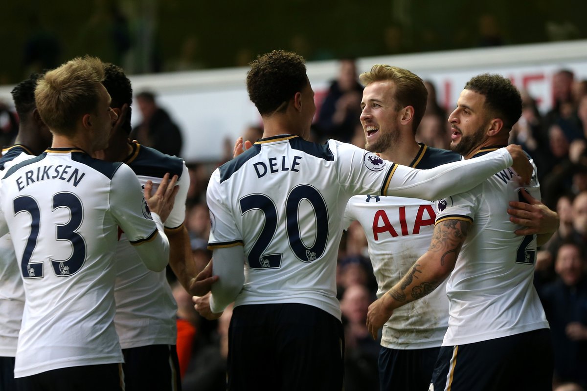 F1车王舒马赫迎57岁生日，女儿晒童年合照，滑雪事故12年后仍无好消息