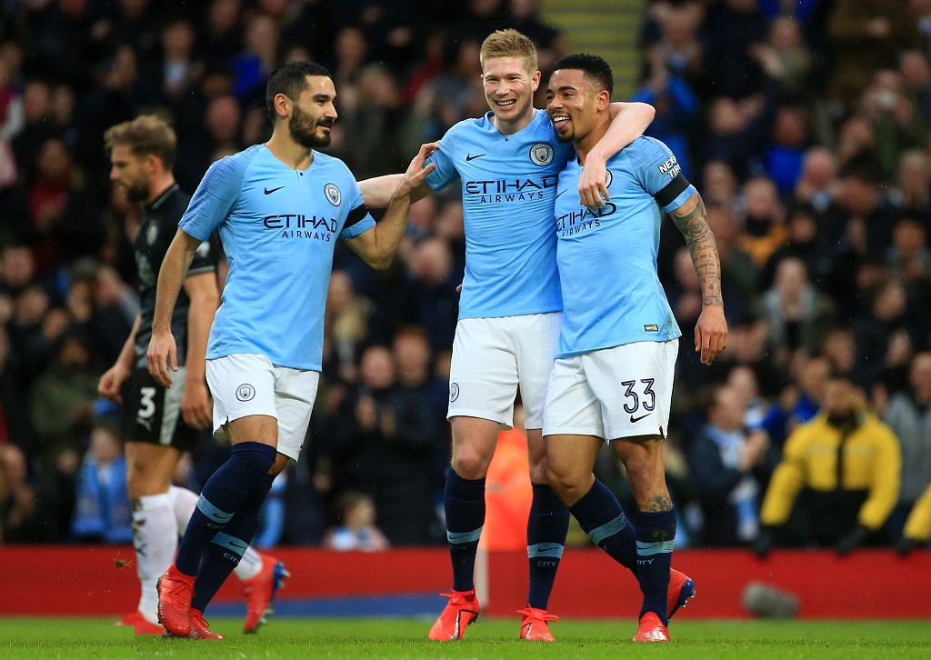 游泳世界排名最新调整 多项成绩刷新纪录