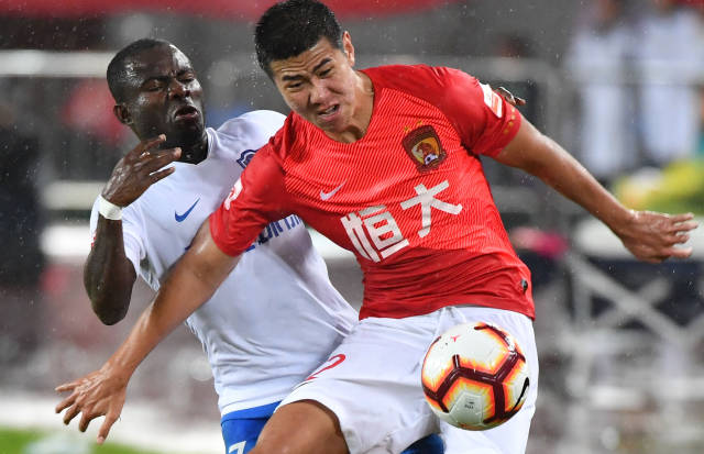 CBA-广东16分轻取同曦 胡明轩14分郭昊文20+5