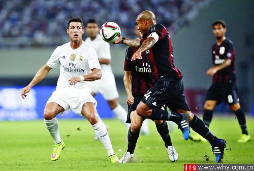 飞智八爪鱼4《黑神话：悟空》联名手柄正式发布！标准版799元