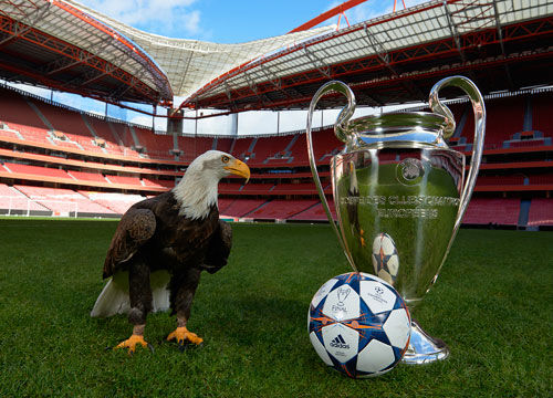 已加库里好友，勇士又一次赛季中期豪赌，这次结果会比去年好吗